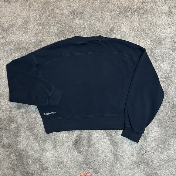 Lululemon Perfectly Oversized Cropped Crewneck Softstreme Sweatshirt Womens 8/10 - Picture 1 of 10